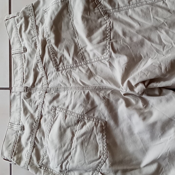 Route 66 Men's Beige Shorts SZ 36 - Picture 5 of 13